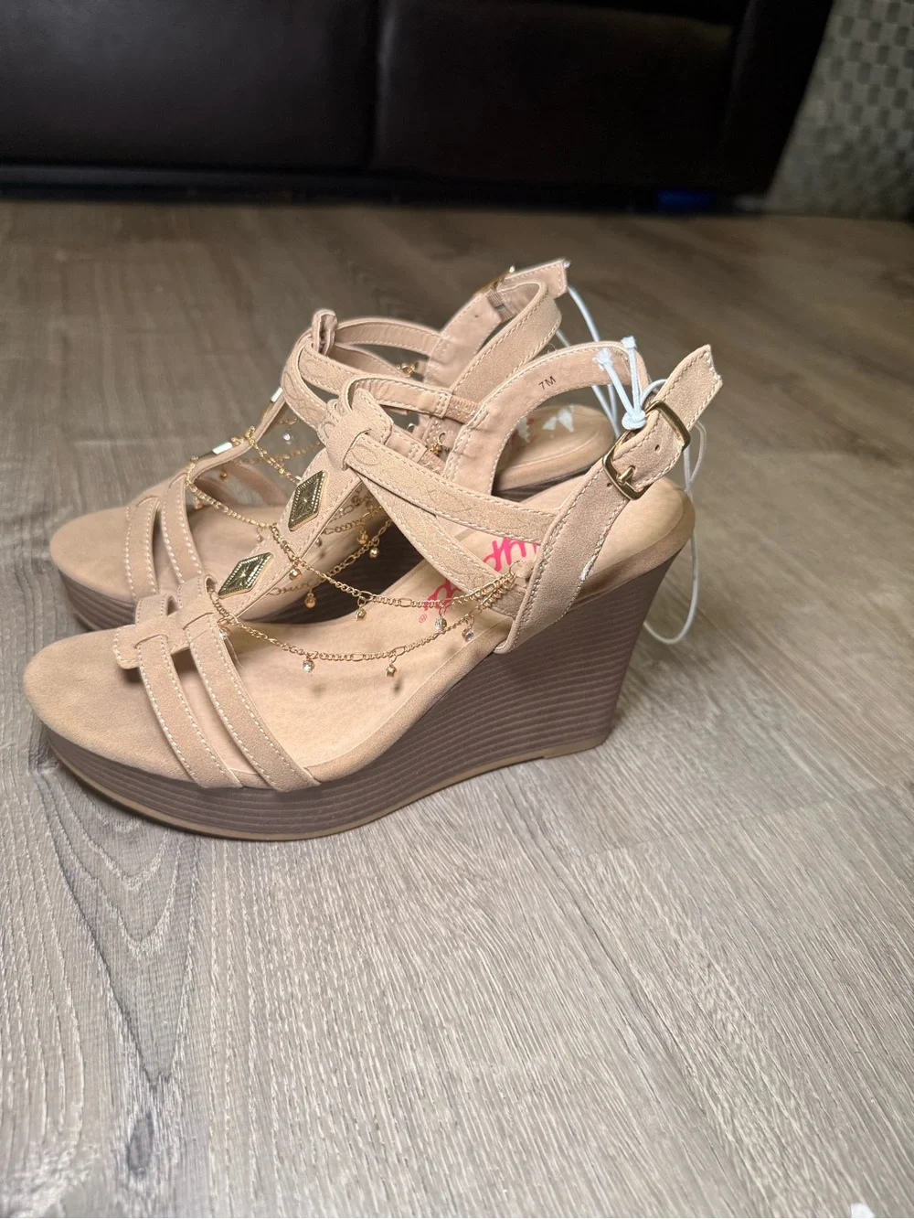 Jelly pop Wedges with gold chains
